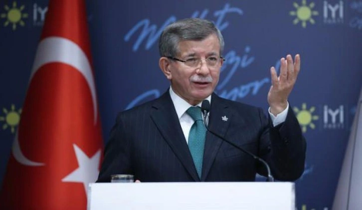 Selahattin Demirtaş'a Davutoğlu'na hakaretten hapis cezası