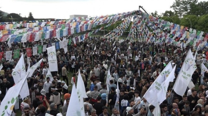 Selahattin Demirtaş'ın ses kaydı dinletildi, Kılı&ccedil;daroğlu&rsquo;na oy istedi