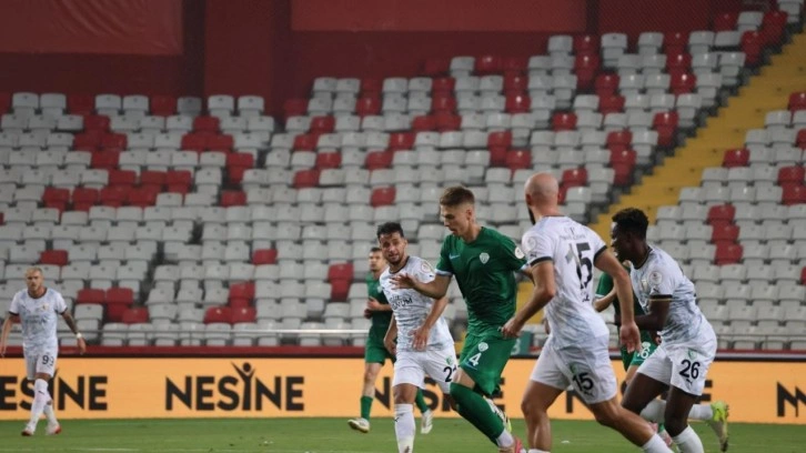 SGK'ya borcunu ödemeyen 1. Lig ekibi icralık oldu