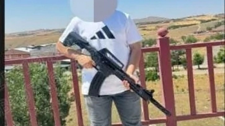 Silahlı paylaşım yapan çetelere operasyon