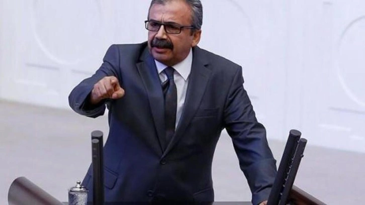 Sırrı S&uuml;reyya &Ouml;nder aday oluyor
