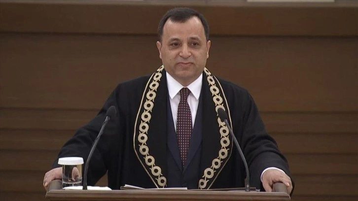 Son Dakika: Anayasa Mahkemesi genel kurulundaki oylamada Z&uuml;ht&uuml; Arslan yeniden başkan se&ccedil;ildi