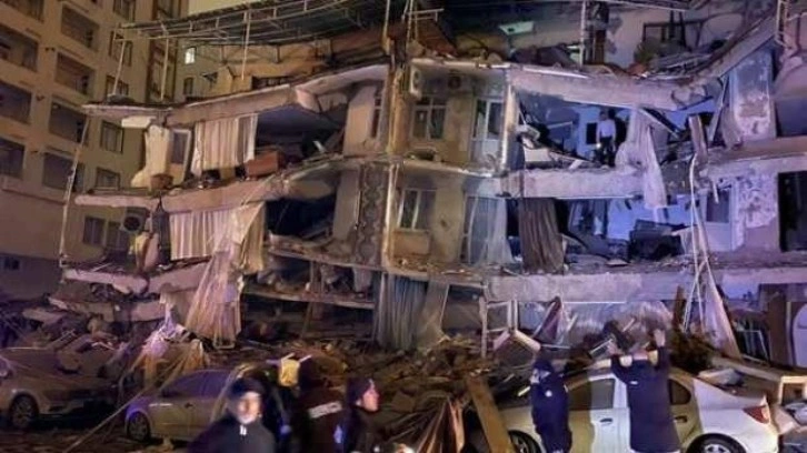 Son Dakika: MHP, deprem b&ouml;lgesine heyet g&ouml;nderiyor!