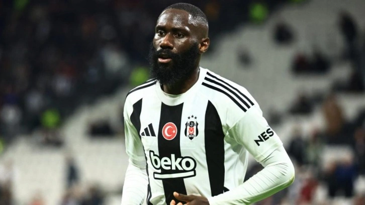 Sözleşmesi bitmişti! Beşiktaş, deneyimli isimle yollarını ayırdı