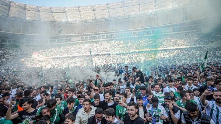 Su krizi Süper Lig'in eski efsanesini vurdu: Futbolcular bazen duş alamıyor
