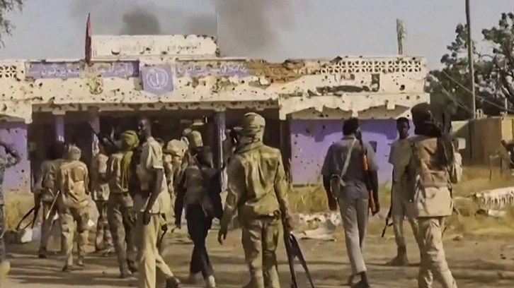 Sudan'da neler oluyor? Erkekler öldürülüyor, kadınlar alınıyor