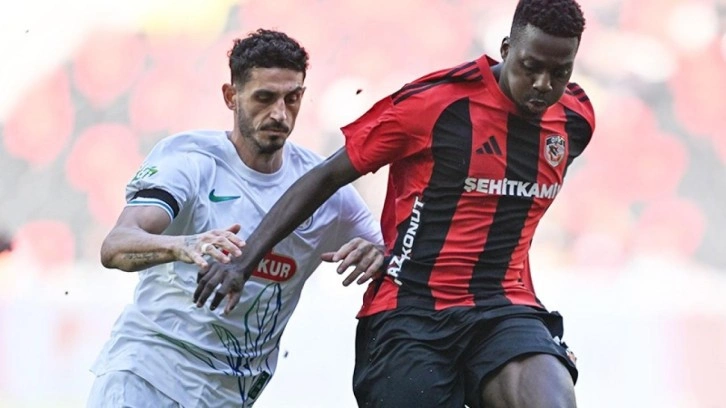 Süper Lig'de 4 gollü enfes maçta iki takım da ilki yaşadı!