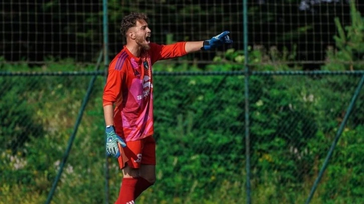 Süper Lig'de ayrılık! 22 yaşındaki kaleci boşa düştü