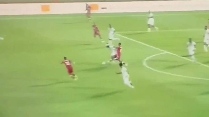 Süper Lig devleri peşinden koşmuştu! Aylar sonra oynadı 20 saniye sonra sakatlandı