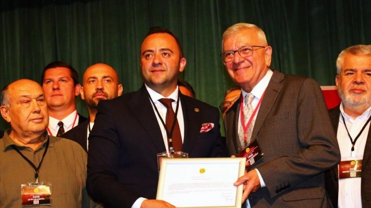 Süper Lig'in efsane takımında başkan güven tazeledi