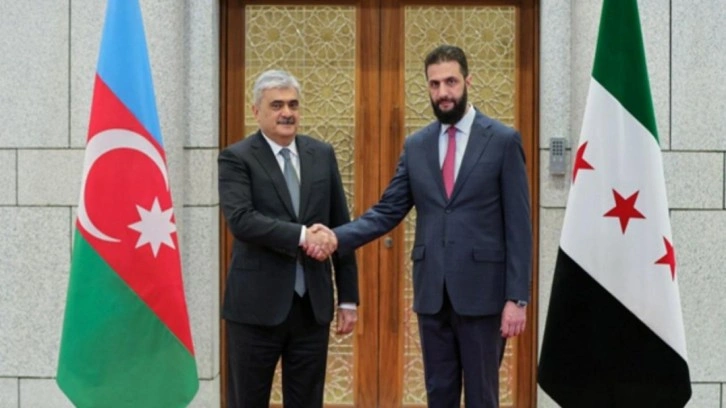 Suriye Devlet Başkanı eş-Şara, Azerbaycan Başbakan Yardımcısı Şerifov’u kabul etti