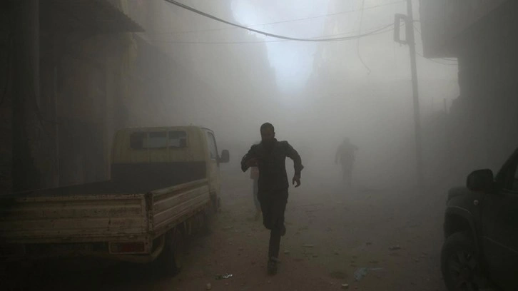 Suriye ordusu Halep'te sivilleri hedef aldı: Aynı aileden 5 kişi &ouml;ld&uuml;