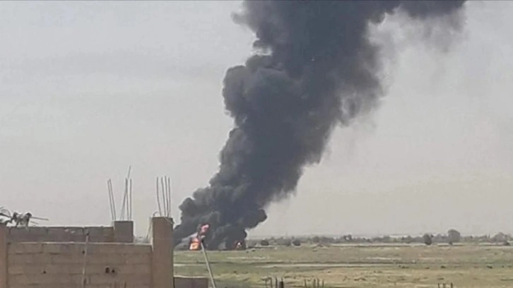 Suriye'de tansiyon y&uuml;kseliyor! Savaş u&ccedil;akları bombaladı