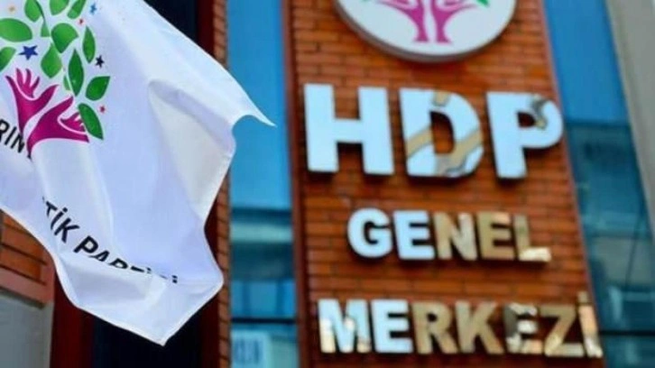 Taksim'deki patlamayla ilgili HDP'den a&ccedil;ıklama!