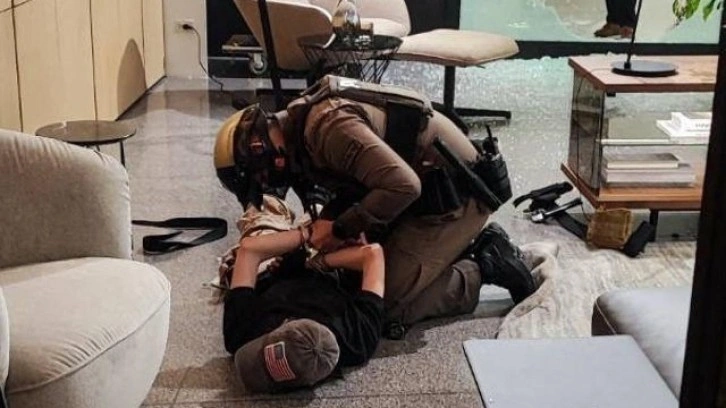 Tayland'da 14 yaşındaki saldırgan AVM'de dehşet sa&ccedil;tı: 3 &ouml;l&uuml;