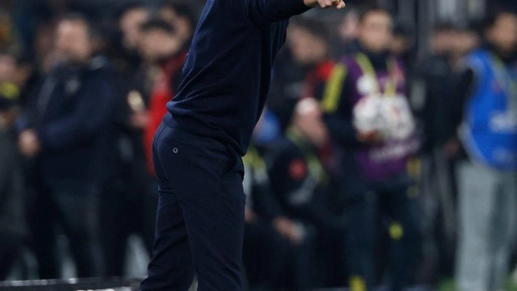 Tedesco'dan Galatasaray derbisi sonrası iki oyuncuya kesik! Formayı geri alıyor