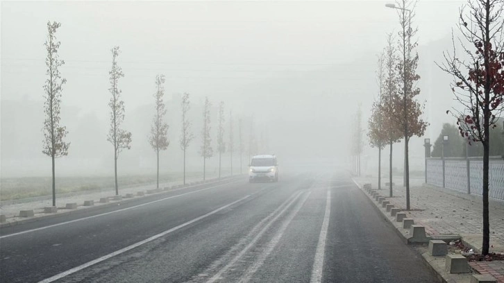 Tekirdağ'da sis nedeniyle eğitim u&ccedil;uşları iptal edildi