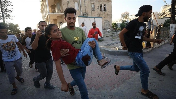 Tel Aviv’den Gazze’ye kanlı saldırı 16 şehit!