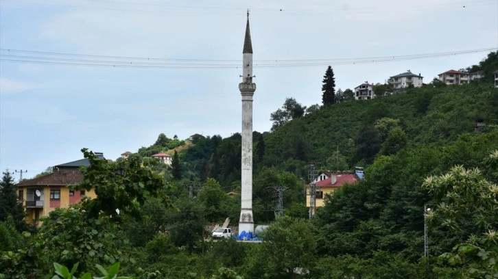 Trabzon'da camisi olmayan minare görenleri şaşırtıyor!