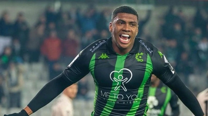 Trabzonspor’un yeni transferi Felipe Augusto, kente geliyor