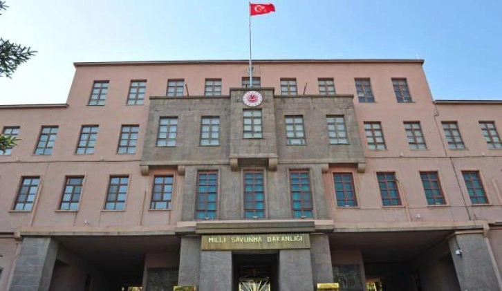 T&uuml;rk ve Fransız savunma bakanlıkları heyetleri g&ouml;r&uuml;şt&uuml;