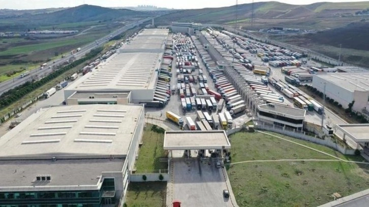 Türkiye'nin 5 aylık ihracatının yarısı 7 gümrük noktasından yapıldı