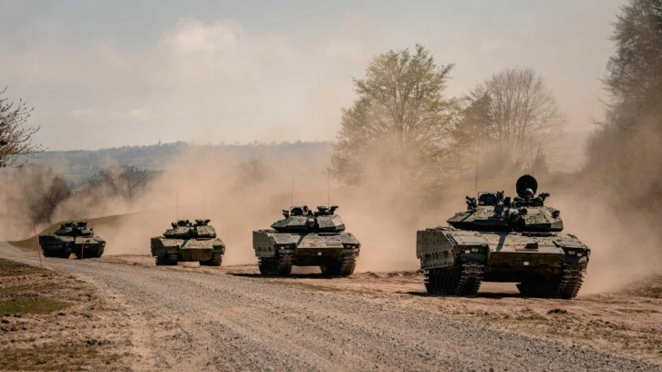 Ukrayna'yla İsve&ccedil;'ten CV90 &uuml;retme kararı
