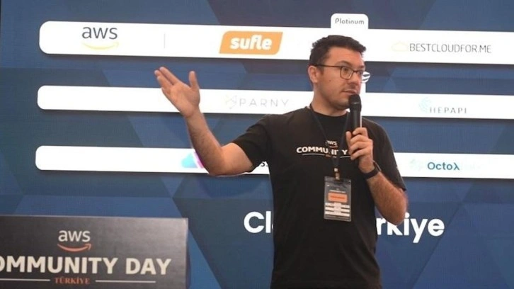 ‘Üretken yapay zeka yazılım geliştirmenin yeni platformu haline geldi’