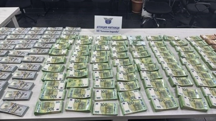 Yaklaşık 40 milyon TL'yi Bulgar gümrüğüne yakalattı