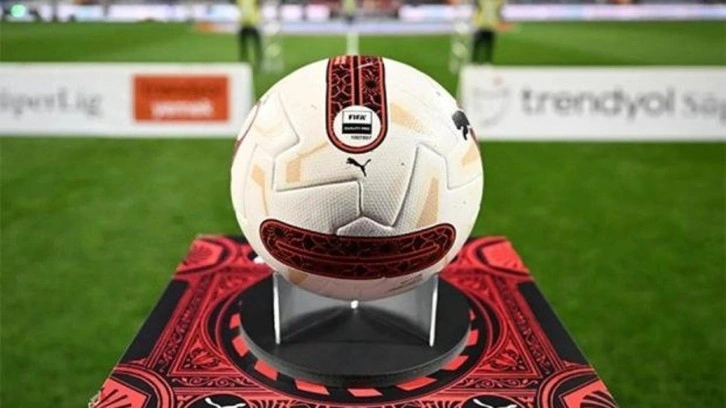 Yapay zekadan şampiyonluk ve küme düşme tahmini!