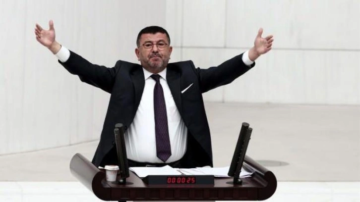 Yeni aday a&ccedil;ıklaması! CHP'lilerin g&ouml;nl&uuml;nden ge&ccedil;en isim...