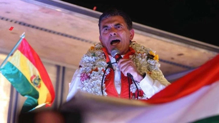 Yeni Bolivya Devlet Başkanı Paz yemin ederek göreve başladı