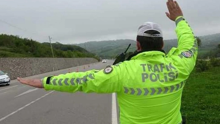 Yeni cezası 200.000 TL! Trafikte denemeyi aklınızdan bile ge&ccedil;irmeyin