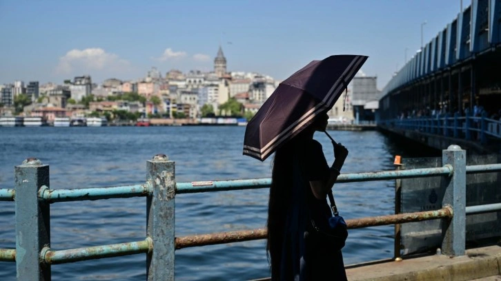 Yeni haftada kavurucu sıcaklar sürecek! Meteoroloji'den 2 bölgeye fırtına uyarısı
