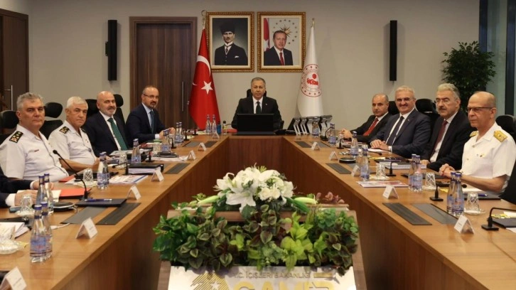 Yerlikaya'nın başkanlığında g&uuml;venlik toplantısı