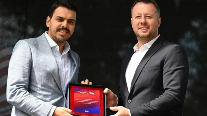 YTB Başkanı Eren ABD&rsquo;de 15. Geleneksel T&uuml;rk G&uuml;n&uuml; ve 100. Yıl Festivali&rsquo;ne katıldı