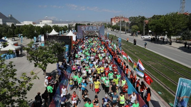 Yüzlerce isim büyük ödül için ter dökecek: Konya'da maraton vakti