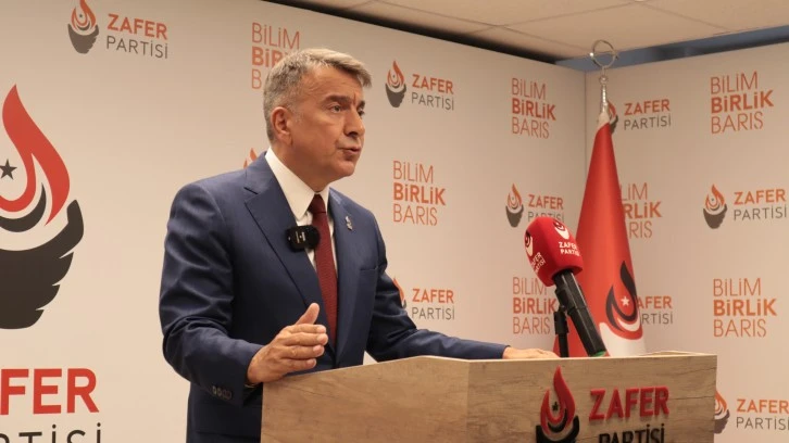 Zafer Partisi Sözcüsü Azmi Karamahmutoğlu, Türkiye gündemine ilişkin görüşlerini paylaştığı bir basın toplantısı düzenledi.