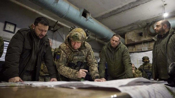 Zelenskiy'nin sarayında deprem! Sabah operasyon, akşam şok istifa