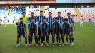 -17 puanla son sırada olan efsane takım, yeni hocasını duyurdu