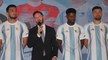 1. Lig ekibinden gövde gösterisi: 10 tane futbolcuyu aynı anda bitirdiler
