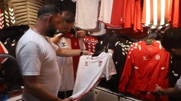 1. Lig ekibinin taraftarlarından vefa dolu destek