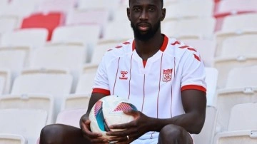 126 maça çıkmıştı: Süper Lig'in eski ekibine veda etti