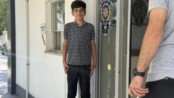 15 yaşındaki çocuk çöpte servet buldu! Polislere teslim etti