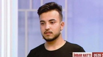 19 yıldır &ouml;l&uuml; bildiği oğlunu ilk defa canlı yayında g&ouml;rd&uuml; g&ouml;zyaşları sel oldu