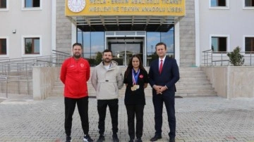 2 defa milli takımın kapısından döndü! Seçildiği yıl hem Avrupa hem dünya şampiyonu oldu