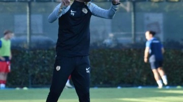 2. Lig ekibinin başına geçen Olcay Şahan eski arkadaşlarını transfer ediyor