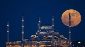 2022'nin en b&uuml;y&uuml;k dolunayı bu akşam g&ouml;r&uuml;lecek