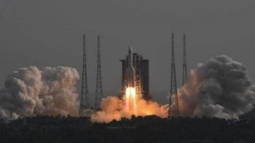 23 tonluk roket kontrols&uuml;z bir şekilde D&uuml;nya'ya d&uuml;ş&uuml;şe ge&ccedil;ti