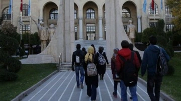 3 yıllık üniversite düzenlemesine destek
